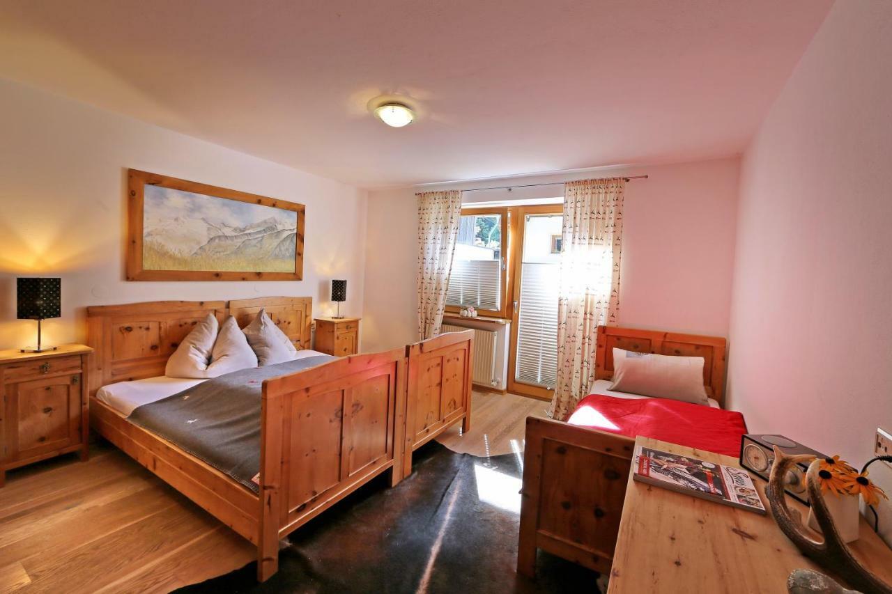 מאיירהופן Alpen Appartements Hochmuth מראה חיצוני תמונה